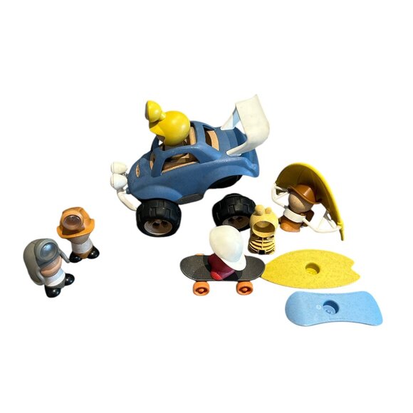 SPRIG Lot of Toys Blue Car Paraglider Skateboarder 6 Little People - Picture 6 of 10